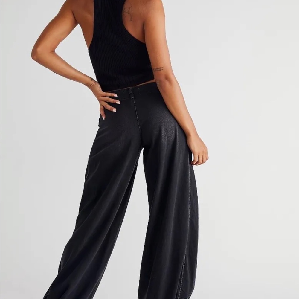 Free People Lotus Jeans Patch Front Pockets Pleated Cinched Tie Ankles Black - Picture 7 of 7